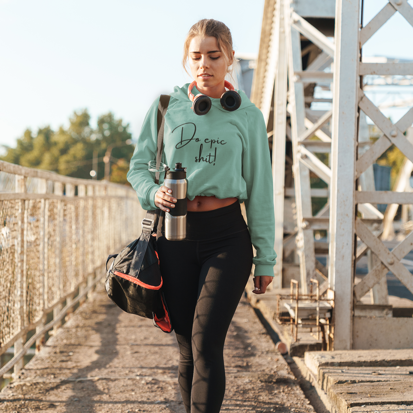 CROPPED HOODIE - Do epic shit!