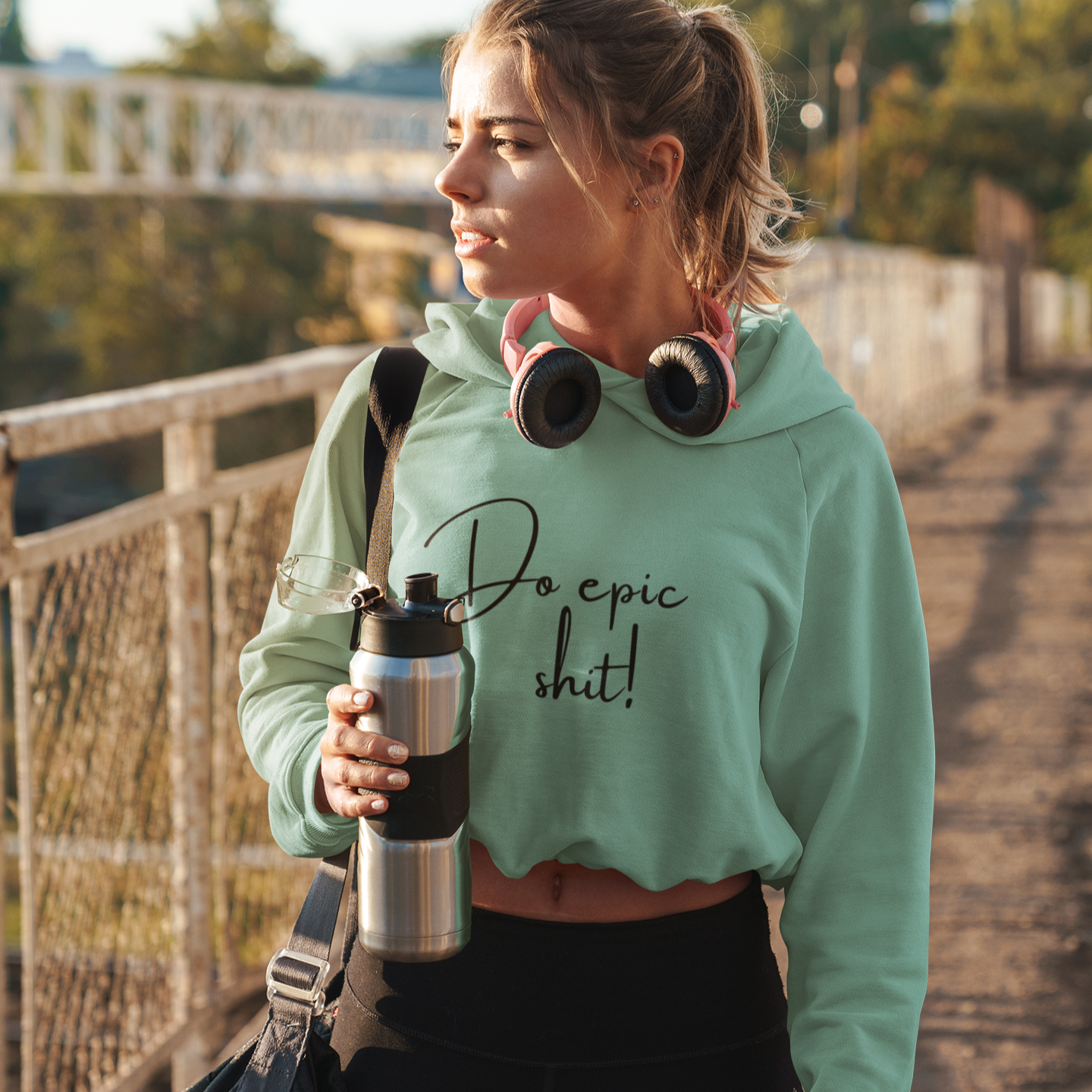 CROPPED HOODIE - Do epic shit!