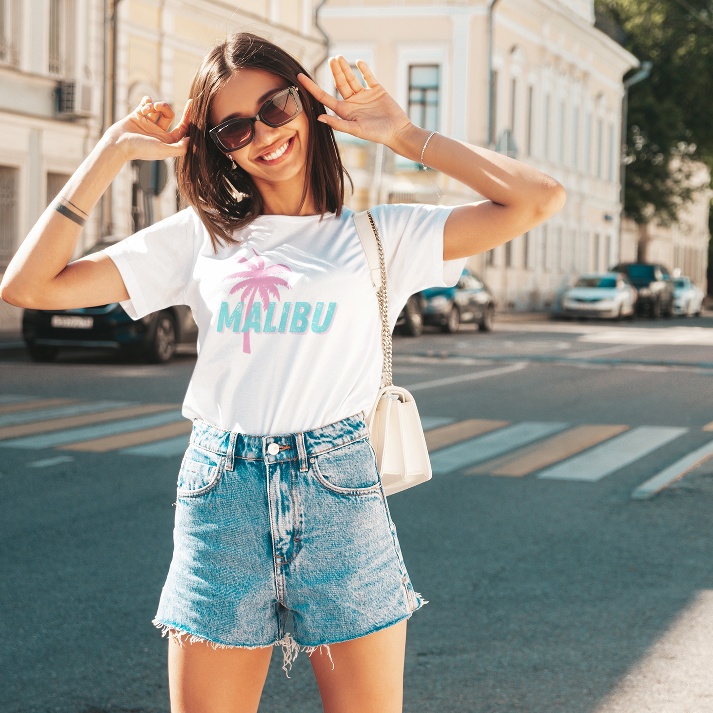 T-SHIRT