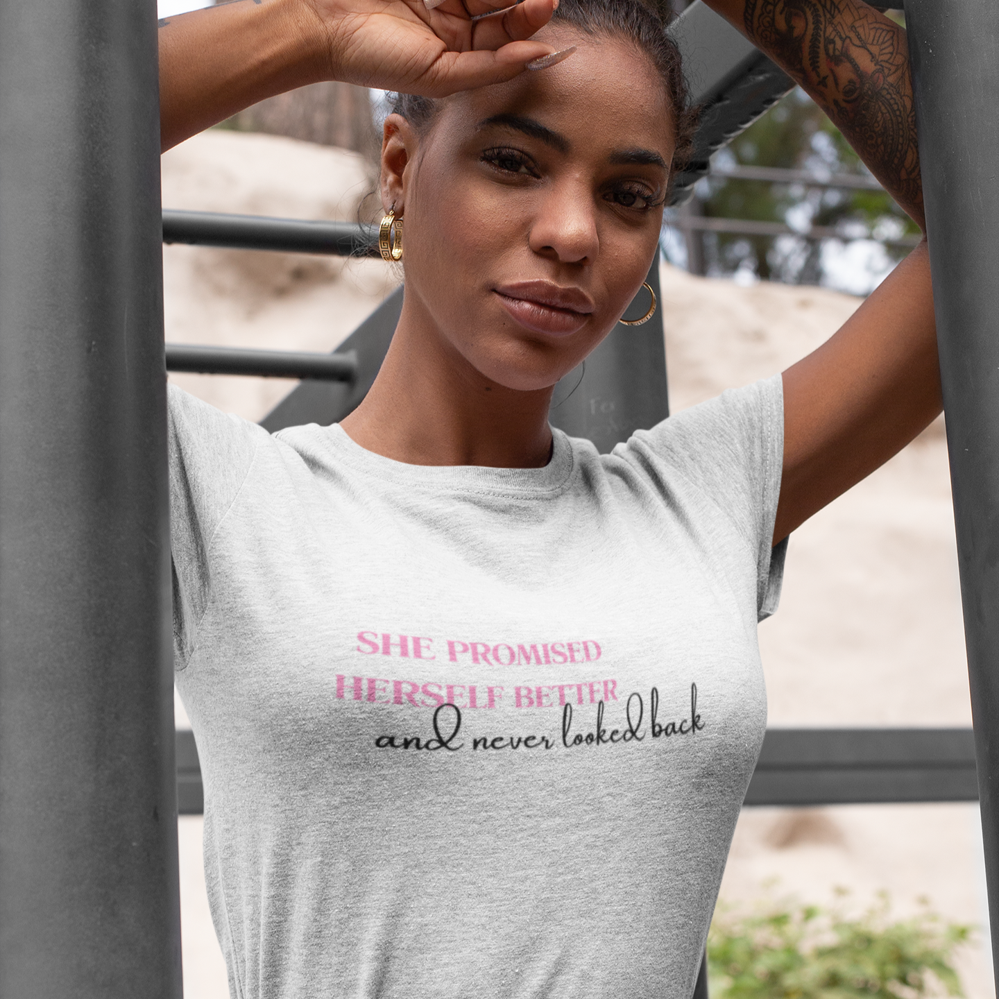 T-SHIRT