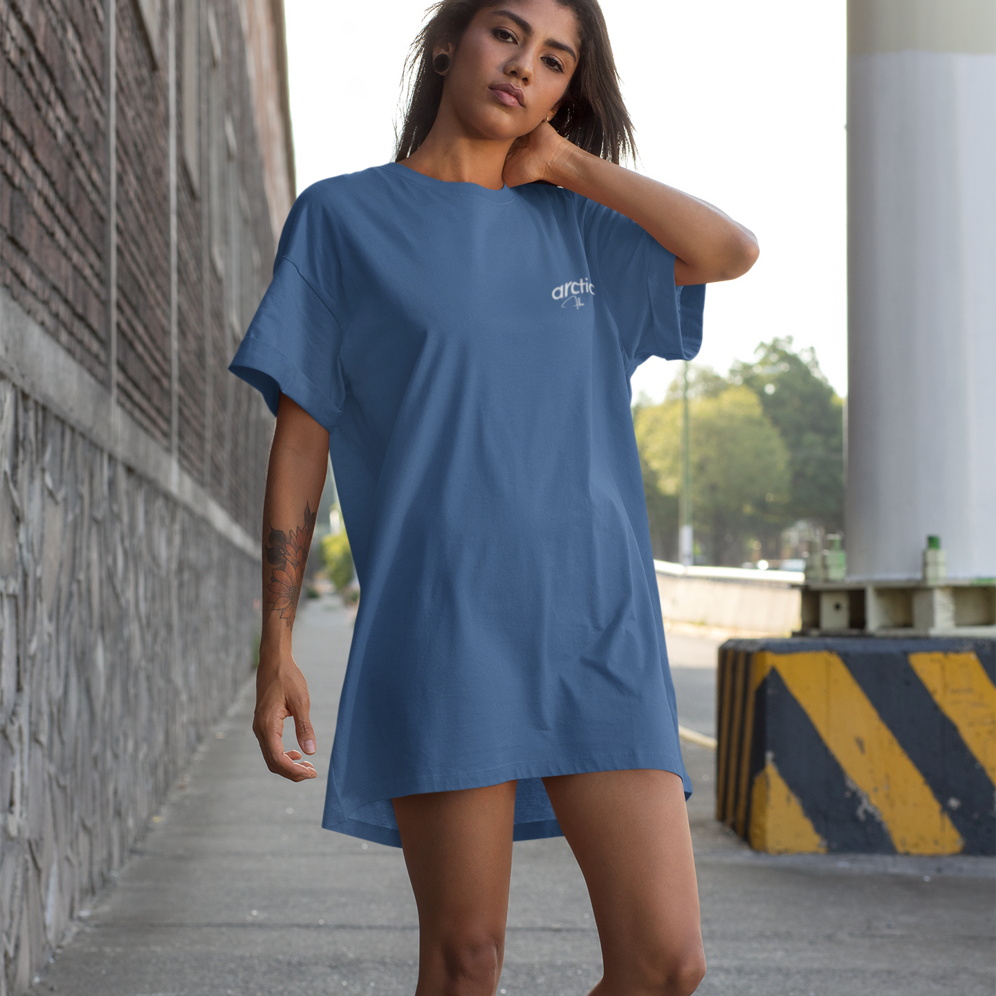 ARCTIC T-SKJORTE KJOLE