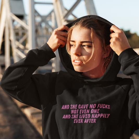 CROPPED HOODIE